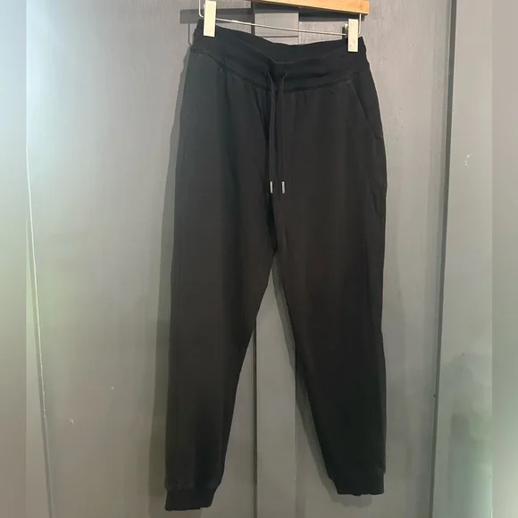 Lululemon Scuba Joggers - 6 - Black - Picture 2 of 9